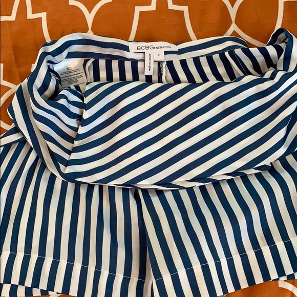 BCBGeneration Blue and White Striped Shorts - Picture 4 of 4